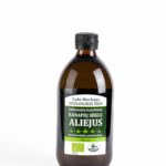 Ekologiškas Pluoštinių kanaių aliejus buteliuke, baltame fone